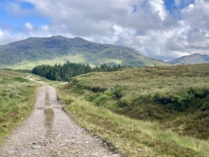 Track to Inverguseran